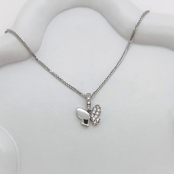 Элегантное ожерелье «Flutter»