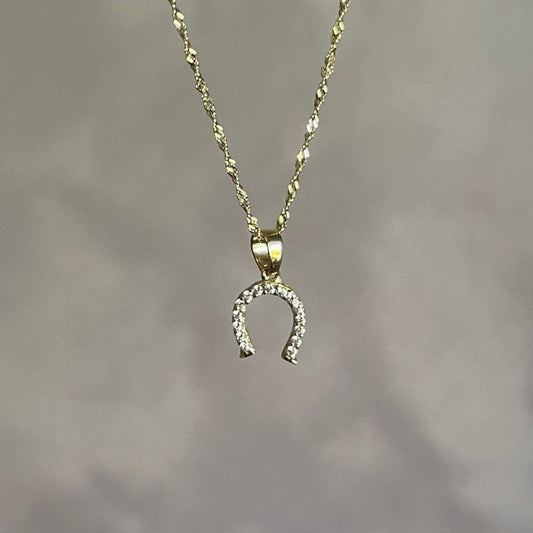 Колье «PARSA» с подвеской в форме подковы из желтого золота