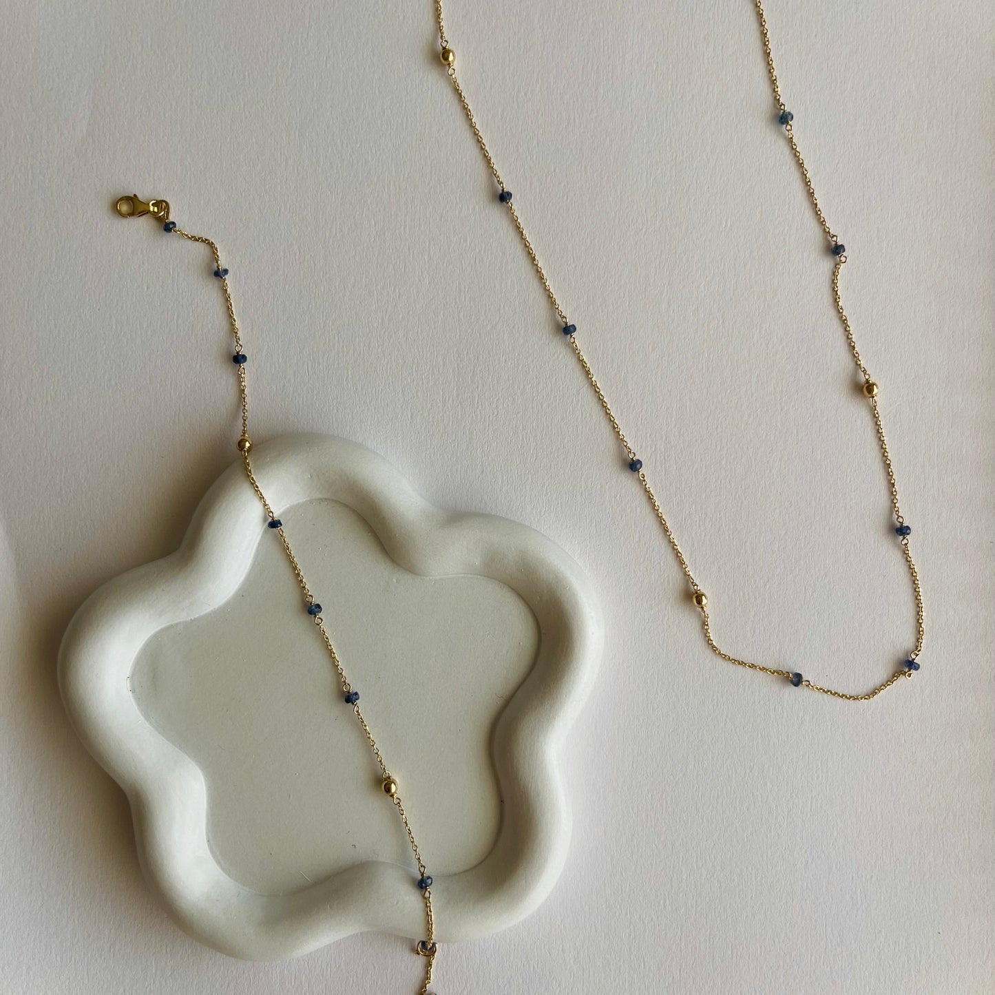 שרשרת "ספיר" בזהב צהוב 14 קראט עם אבן ספיר